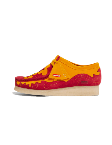 Wallabee Supreme Yellow Red est présent 