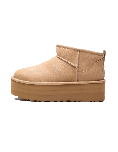 Classic Ultra Mini Platform Boot Sand plus qu'un jeu 